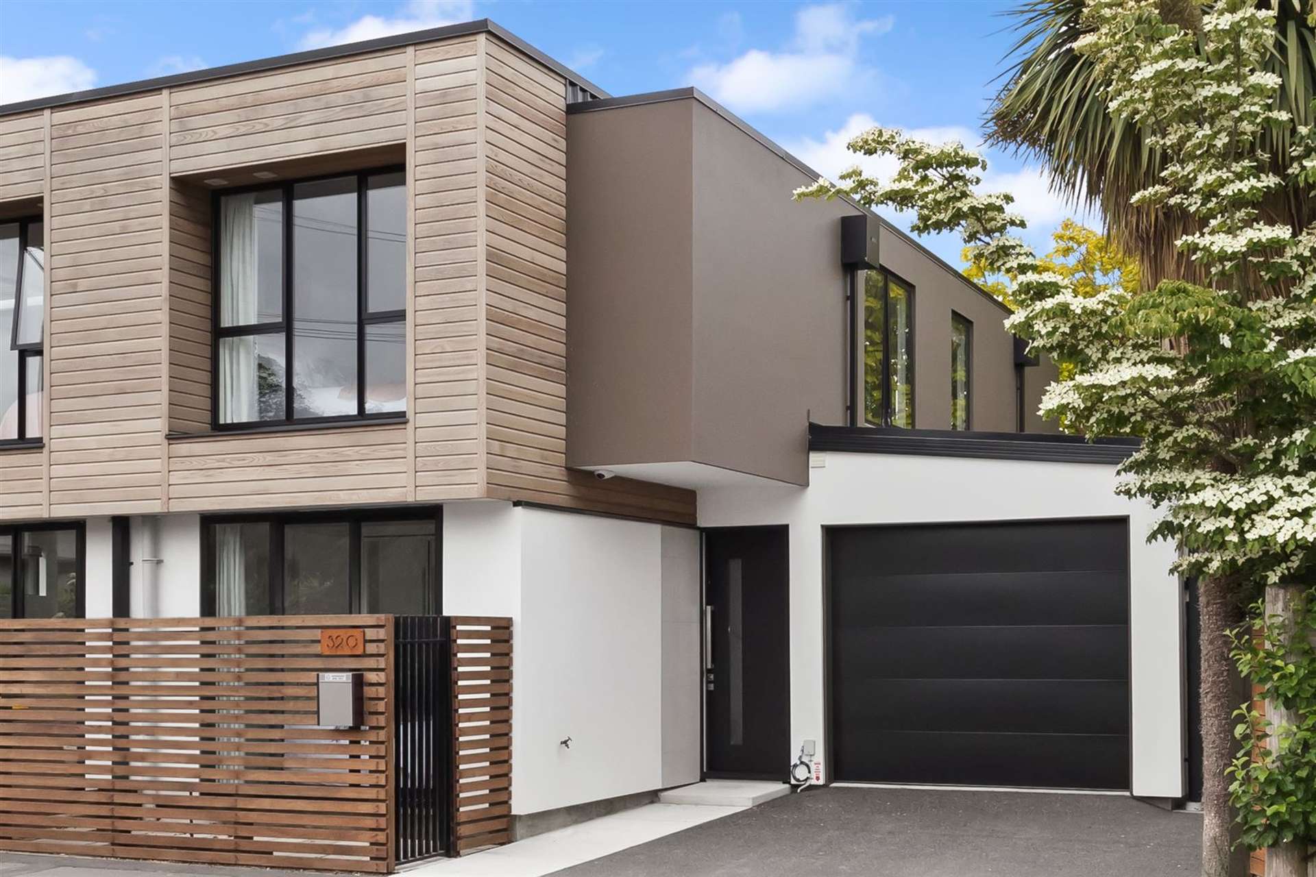 32c Hewitts Road Merivale_0