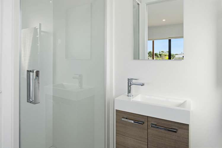 101 Kelly Jade Avenue Matarangi_18