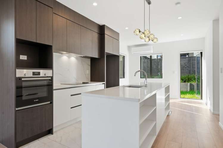 3 Greenbrier Street_2