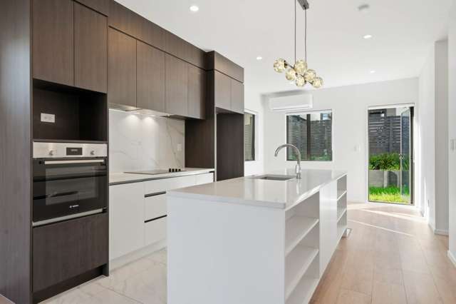 3 Greenbrier Street Westgate_2