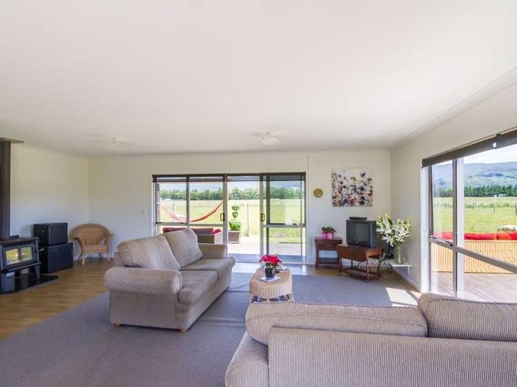 192 State Highway 53 Featherston_7