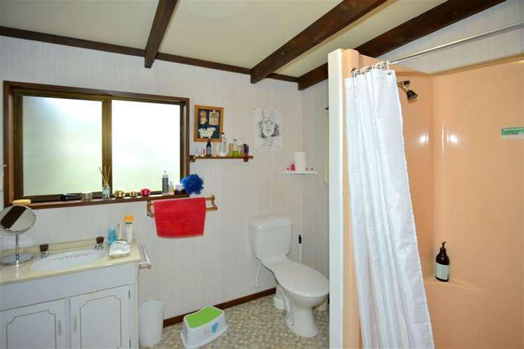 32 Woodills Road Akaroa_10