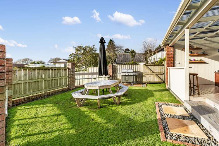 11 Rochas Place Clover Park_6