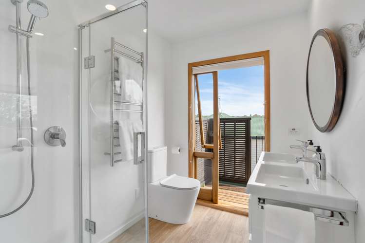 83 Bassett Road Remuera_16