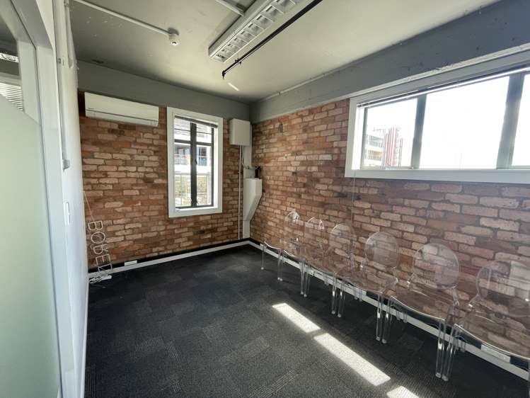 88 Broadway Newmarket_5