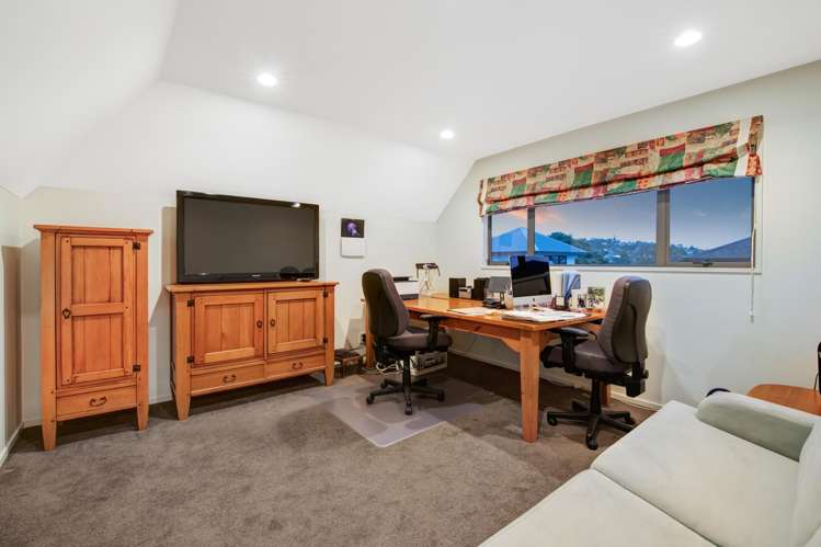 13 Joydon Place Stanmore Bay_18