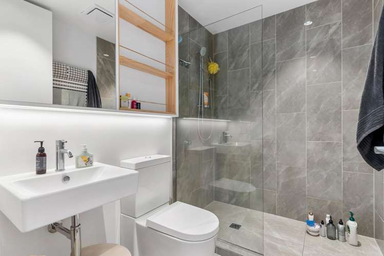 26 Jean Caldwell Way Island Bay_6