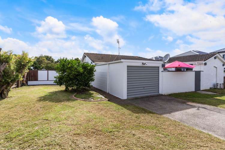 1/50 Casuarina Road Half Moon Bay_13