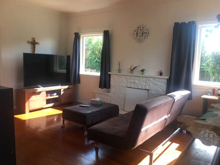 13 Tirimoana Road Te Atatu South_10