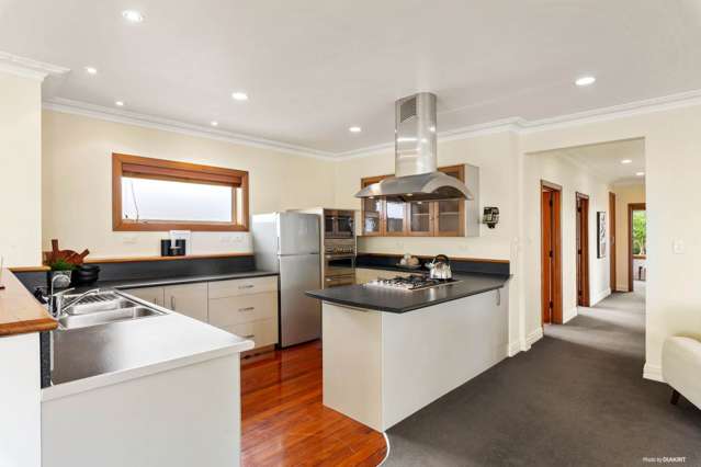 47 Golf Road New Lynn_4