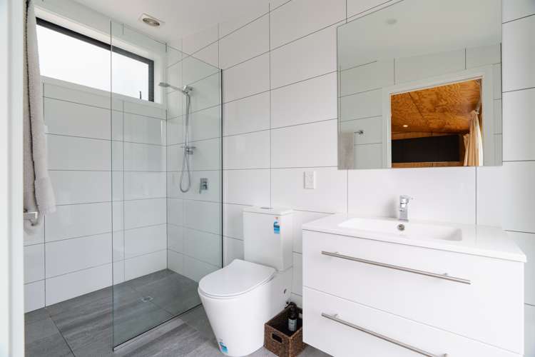 96 Hocken Street Kenmure_31