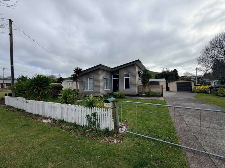 6 Church Street Tirau_11