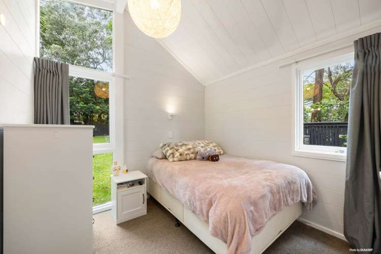 2/2 Claude Road Hill Park_12