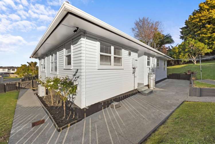 1/23 Okareka Place Pakuranga Heights_24