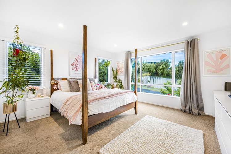 44 Boocock Crescent Orewa_16