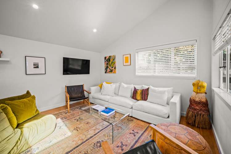 44 Huia Road Point Chevalier_9