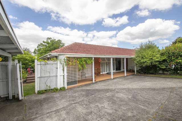 4/39 Tawhiri Road One Tree Hill_1