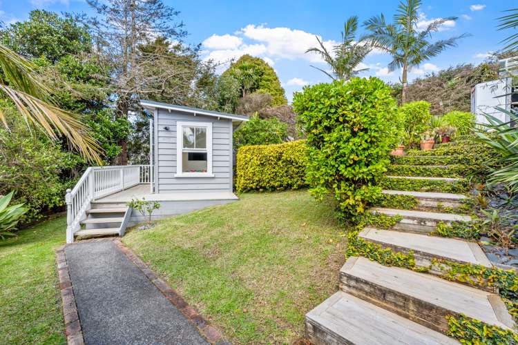 1243 Whangaparaoa Road Gulf Harbour_8