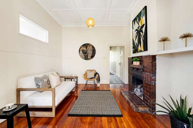 9 & 9A Seccombes Road Epsom_4