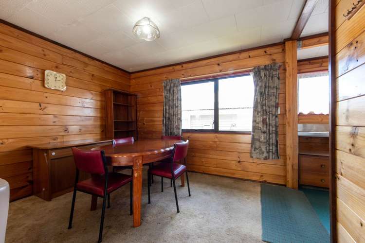 1/76 Roberts Road Te Atatu South_5