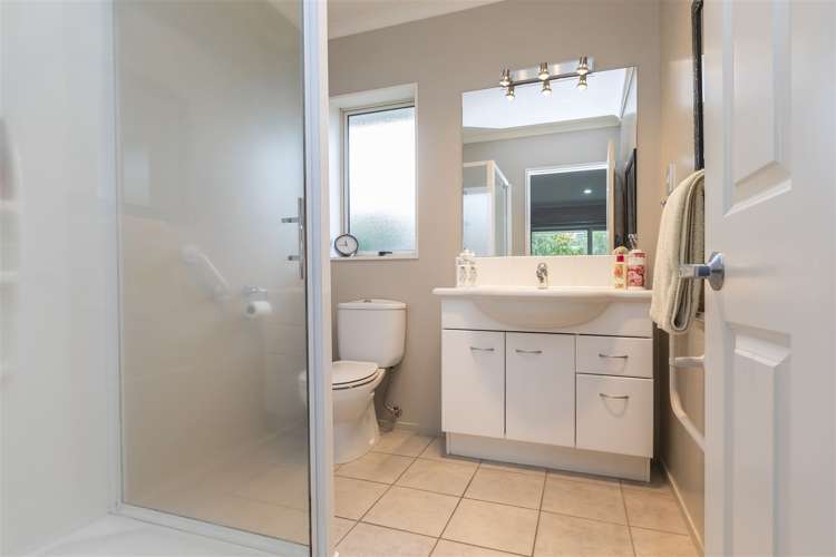 41 Reka Street Parklands_12