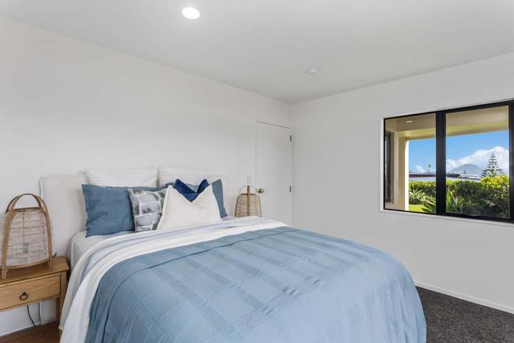 11 Island View Heights Coastlands_22