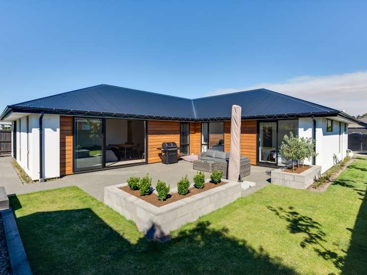 30 Reka Street Parklands_17