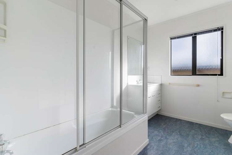 103 Pooks Road Ranui_6