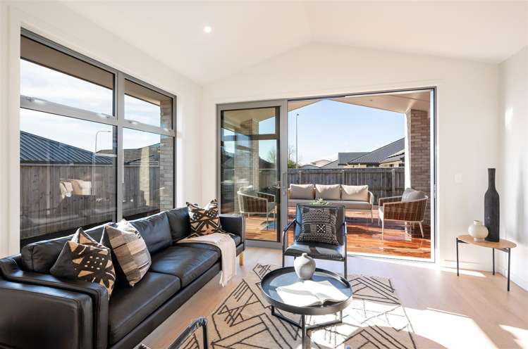 11 Greenway Crescent Richmond_6