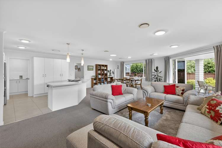 39 Oregon Place Burwood_6