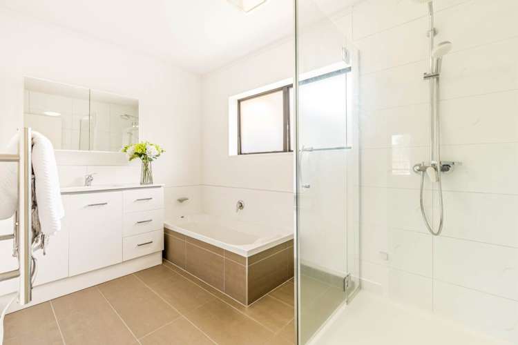 34 Summermist Drive Northpark_12