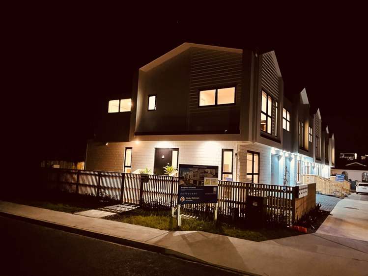 5 John F Kennedy Place_0