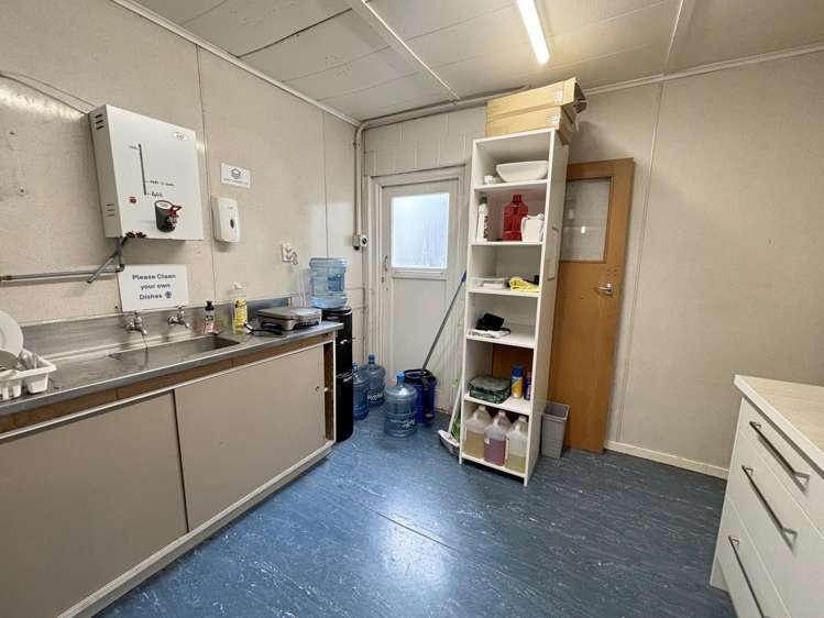 85 Thackeray Street Waltham_10