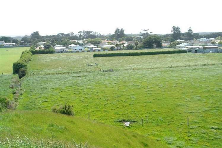 32 Hadfield Street Patea_21