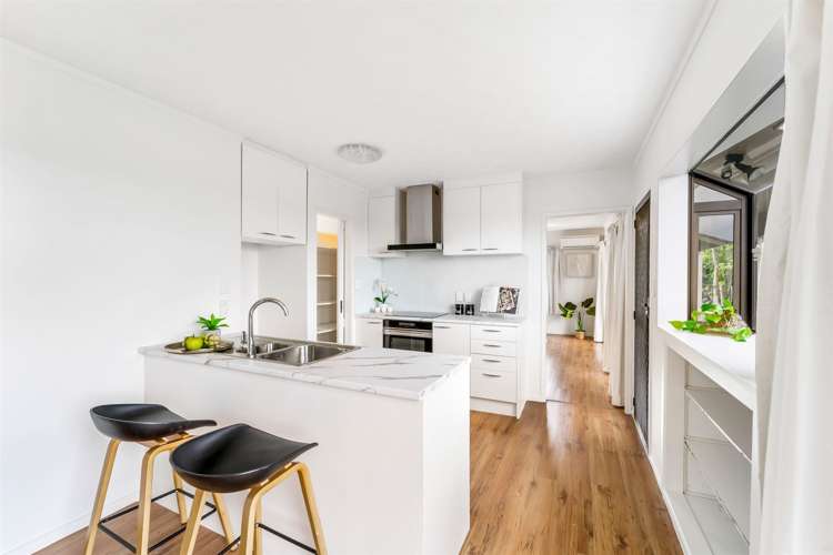 2/19 Cassandra Grove Totara Vale_2