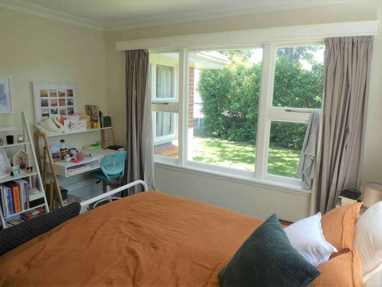 106 Idris Road Bryndwr_9