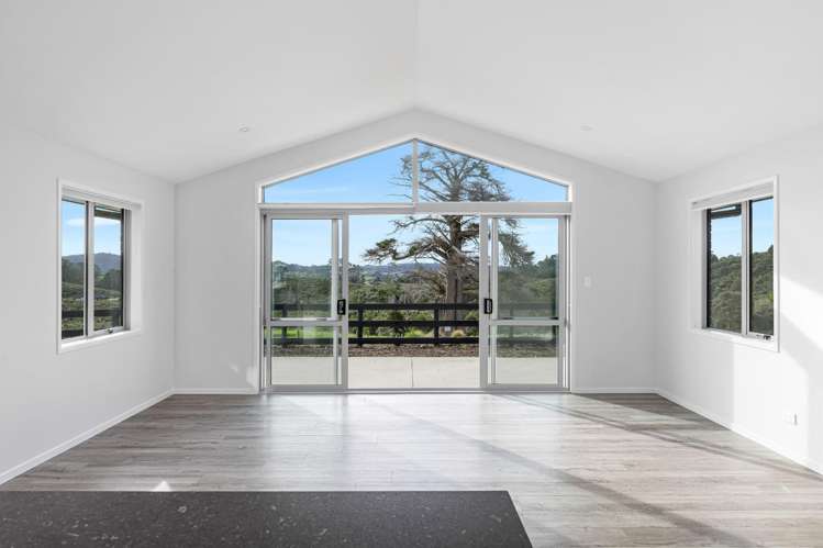 274 Whitehills Road Dairy Flat_10