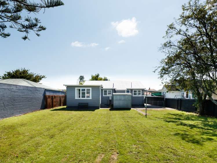 6 Mersey Terrace Roslyn_11