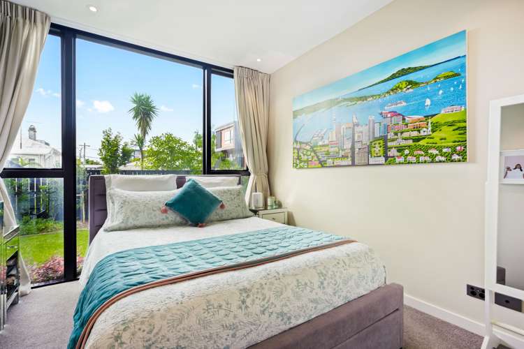 02/28g Killarney Street Takapuna_19