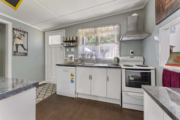 3 Rangauri Street Manaia_7