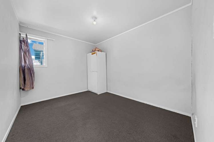 93 Flat Bush Road Clover Park_20