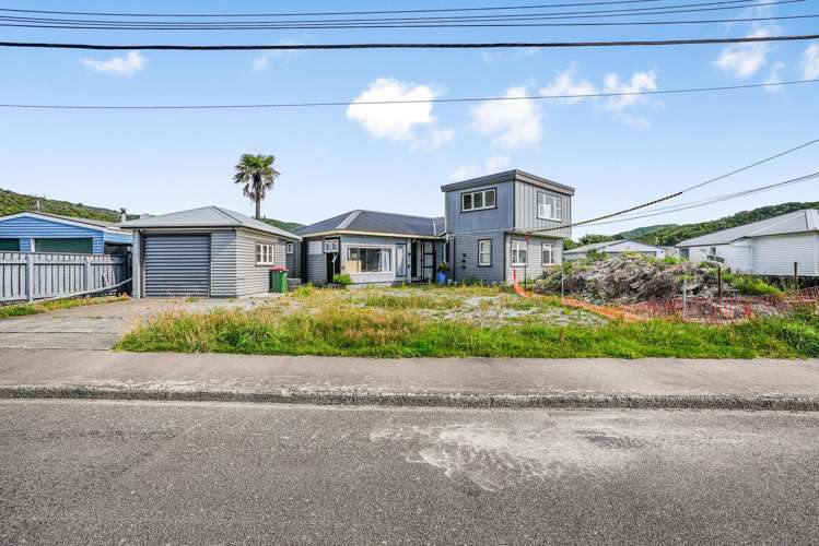 8 Petrie Street Wainuiomata_12