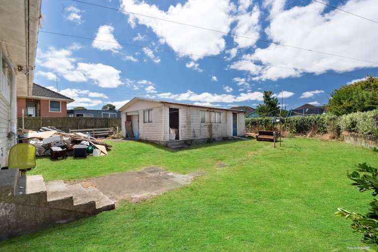 104 Fisher Crescent Otara_2