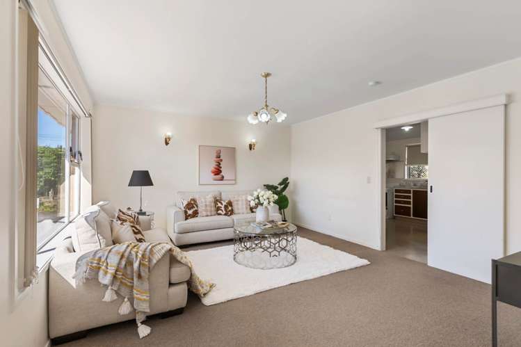 2/69 Titirangi Road New Lynn_1