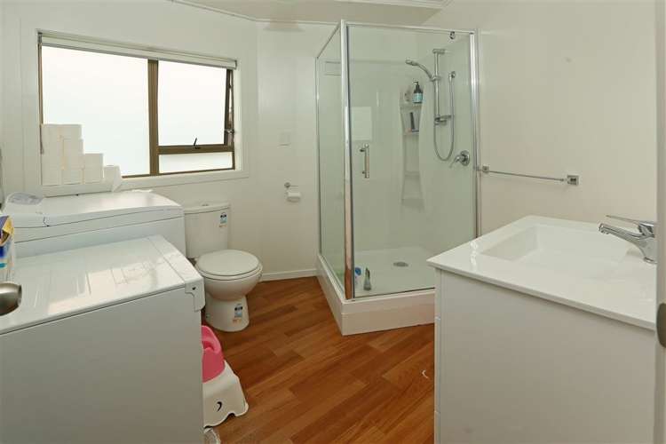 4 Milich Terrace Te Atatu South_6