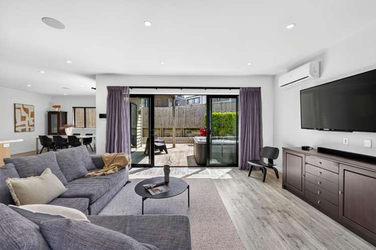 28 Thomas Rielly Avenue Hobsonville_16