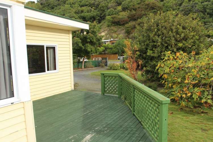143 Torquay Street Kaikoura_34