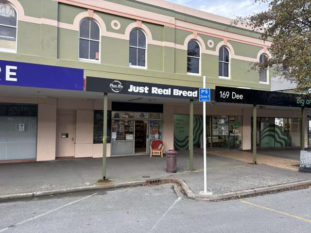 Ex bakery site with SH6 frontage