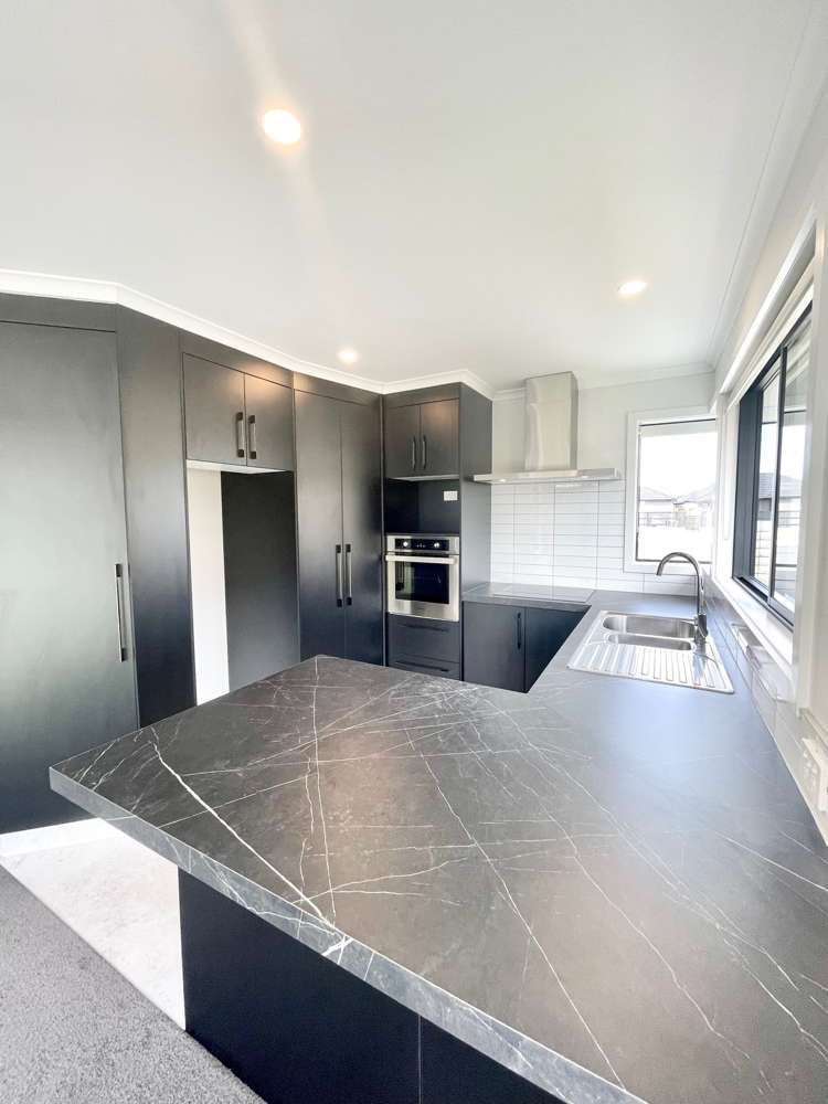 215 Te Okuroa Drive Papamoa_6
