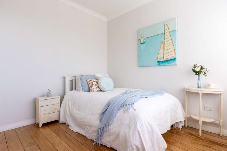 96 Marine Parade Paraparaumu Beach_13